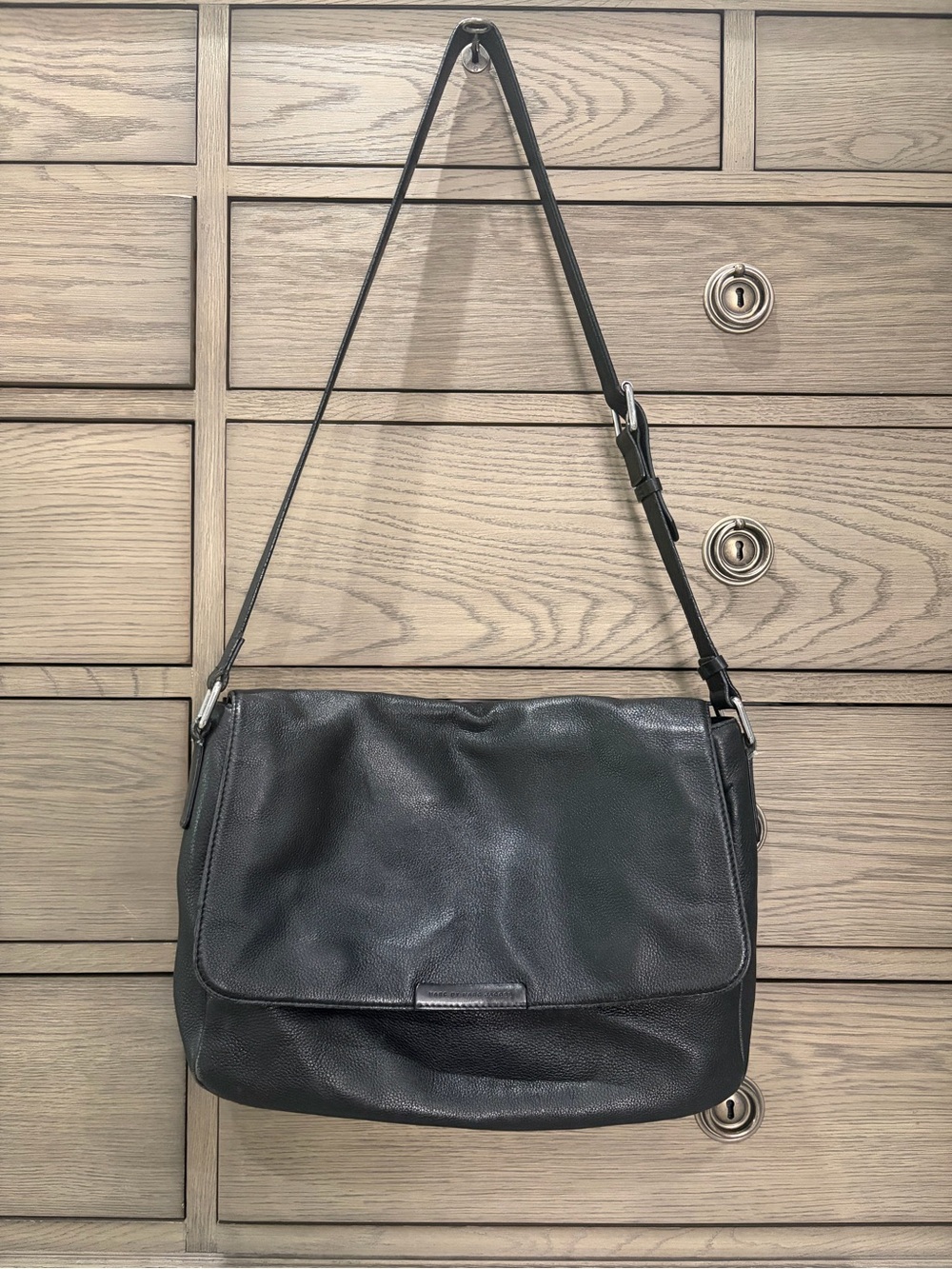 Marc By Marc Jacobs All Leather Black Messenger Bag in Excellent Condition
